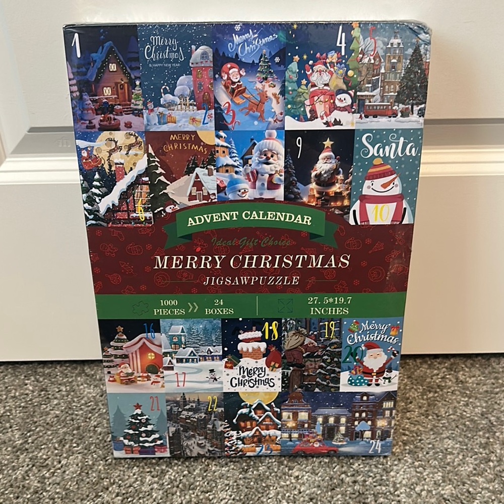 NWT Christmas Advent Calendar Jigsaw Puzzles